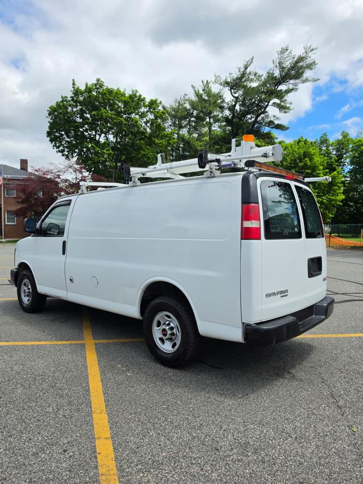 GMC Savana G3500 Cargo 2015