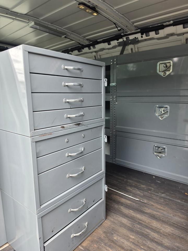 GMC Savana G3500 Cargo 2015