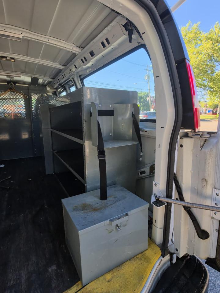 GMC Savana G3500 Cargo 2015