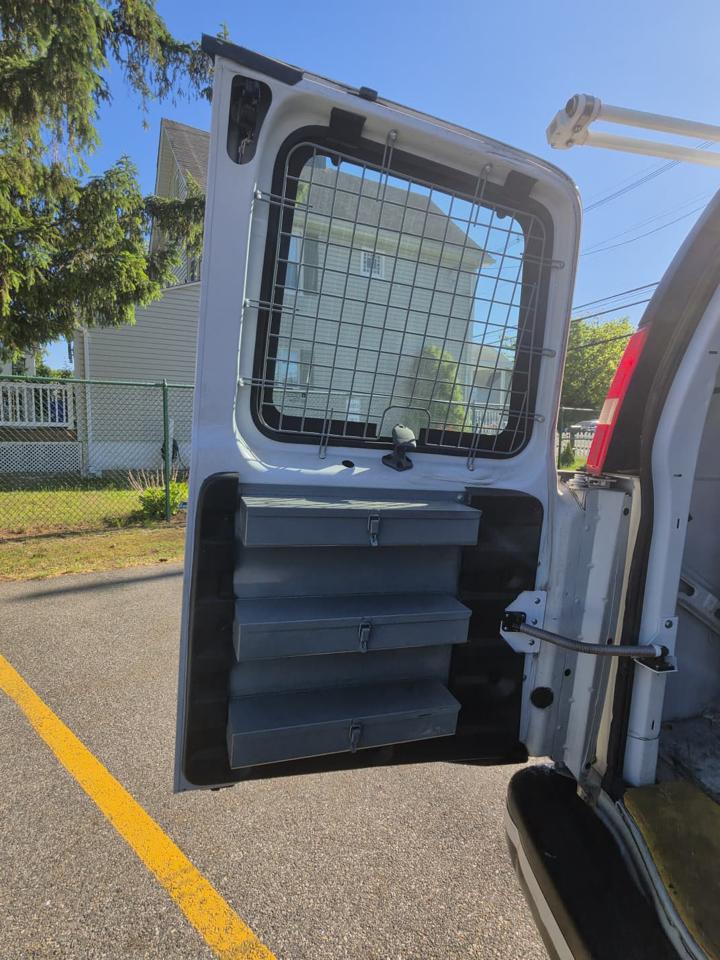GMC Savana G3500 Cargo 2015