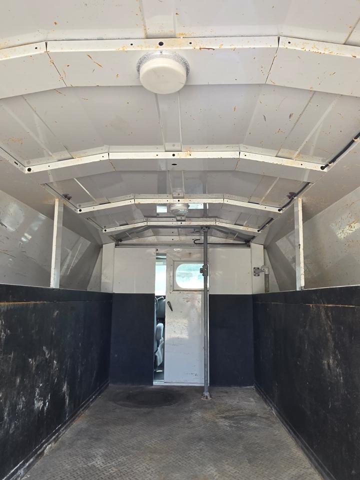 Ford Econoline E-350 Super Duty 2014