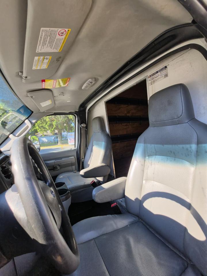 Ford Econoline E-350 Super Duty 2019