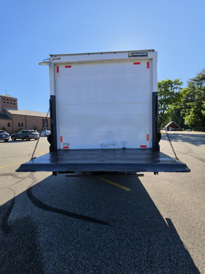 Ford Econoline E-350 Super Duty 2019