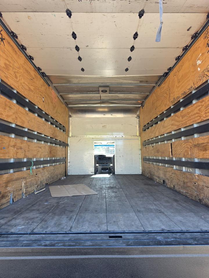 Ford Econoline E-350 Super Duty 2019