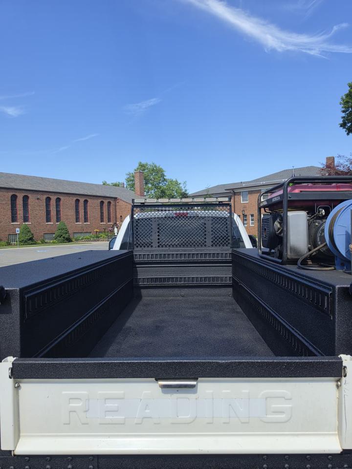 Ford F-350 SD XL SuperCab Long Bed DRW 2WD 2017