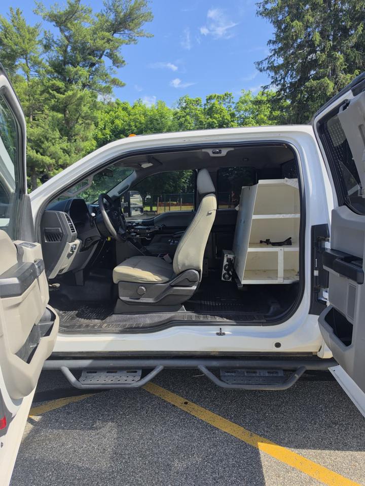 Ford F-350 SD XL SuperCab Long Bed DRW 2WD 2017