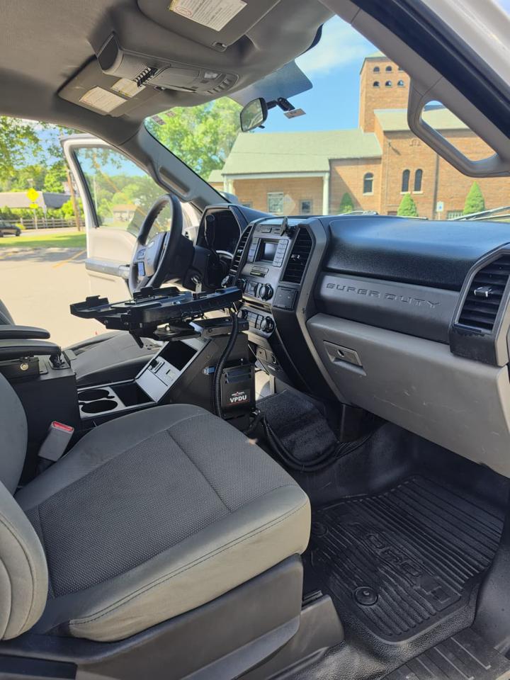 Ford F-350 SD XL SuperCab Long Bed DRW 2WD 2017