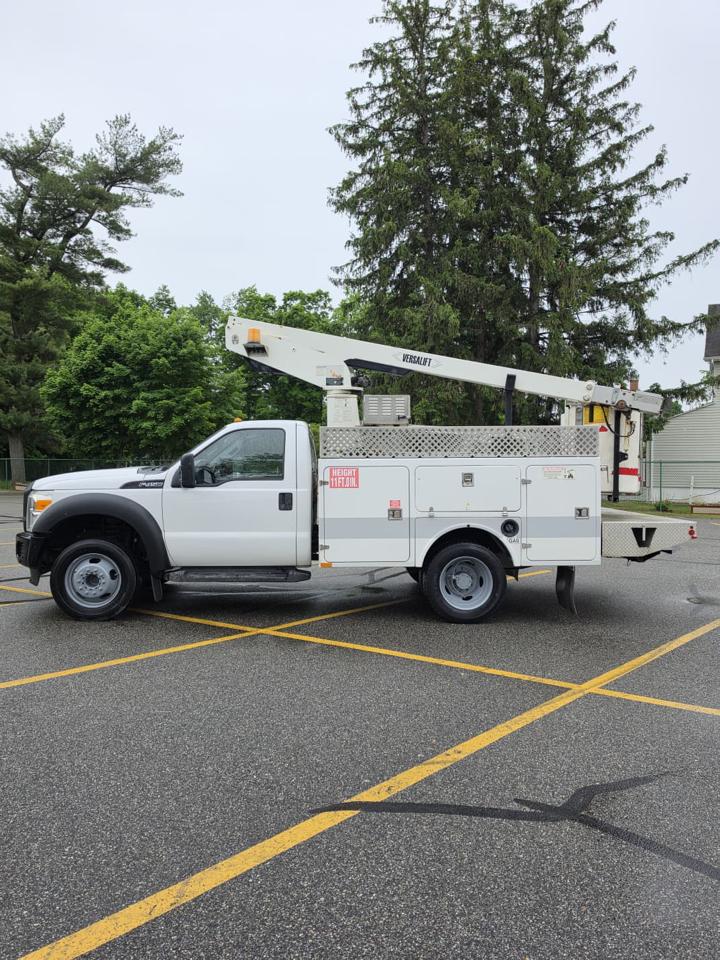 Ford F-450 SD Regular Cab DRW 2WD 2012