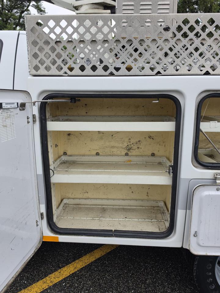 Ford F-450 SD Regular Cab DRW 2WD 2012