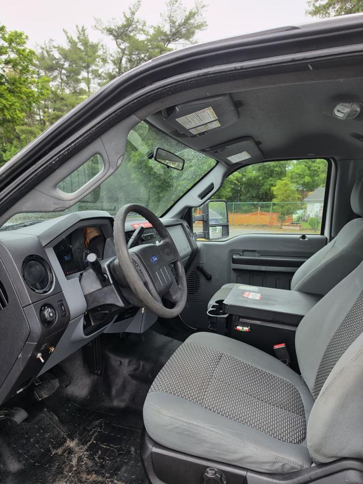 Ford F-450 SD Regular Cab DRW 2WD 2012