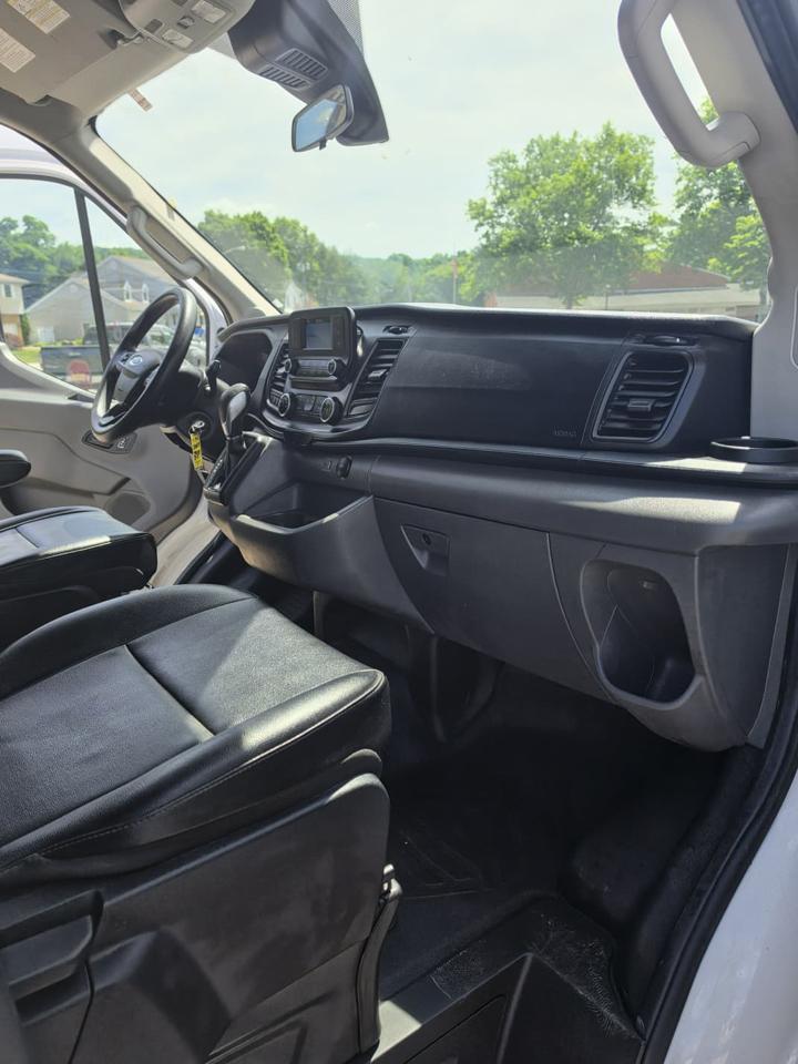 Ford Transit 250 Van High Roof w/Sliding Pass. 148-in. WB EL 2023
