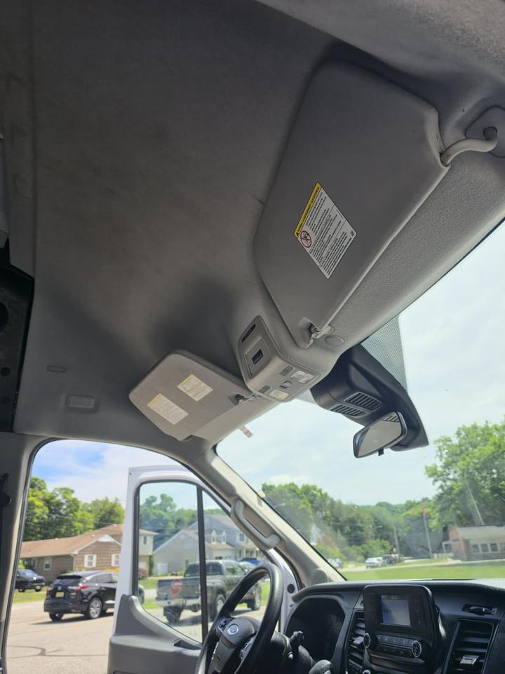 Ford Transit 250 Van High Roof w/Sliding Pass. 148-in. WB EL 2023