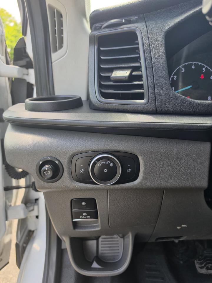 Ford Transit 250 Van High Roof w/Sliding Pass. 148-in. WB EL 2023