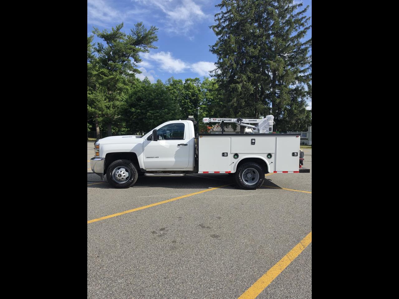 Chevrolet Silverado 3500HD 4WD Reg Cab 133" DRW Work Truck 2018