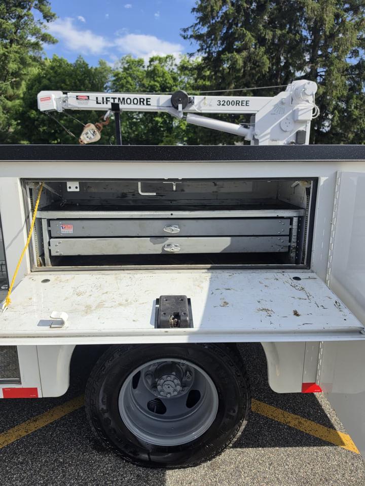 Chevrolet Silverado 3500HD 4WD Reg Cab 133" DRW Work Truck 2018