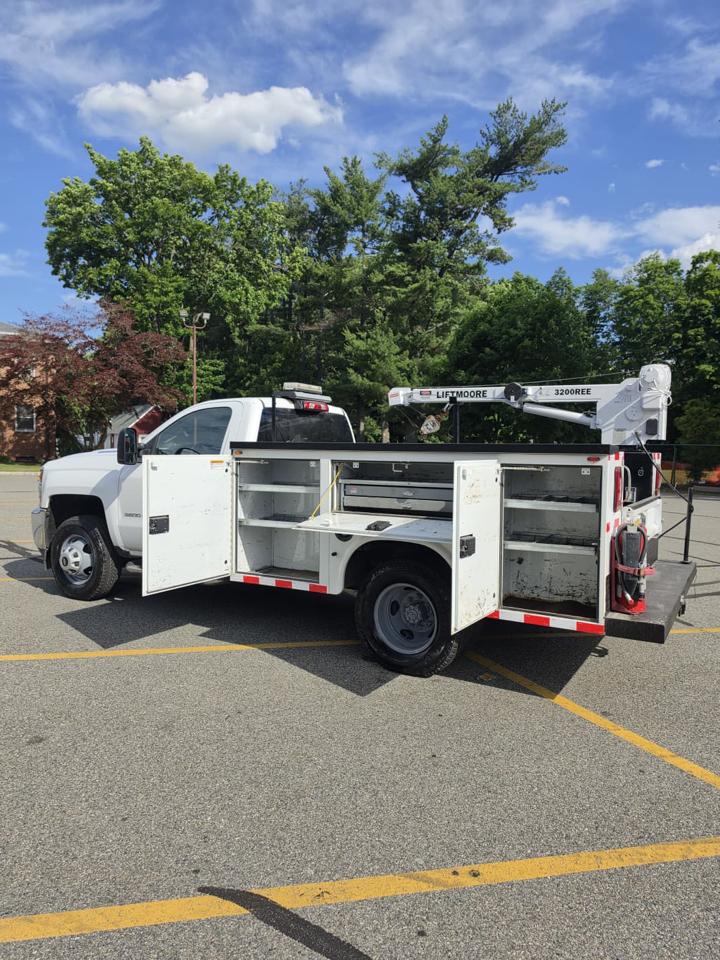Chevrolet Silverado 3500HD 4WD Reg Cab 133" DRW Work Truck 2018