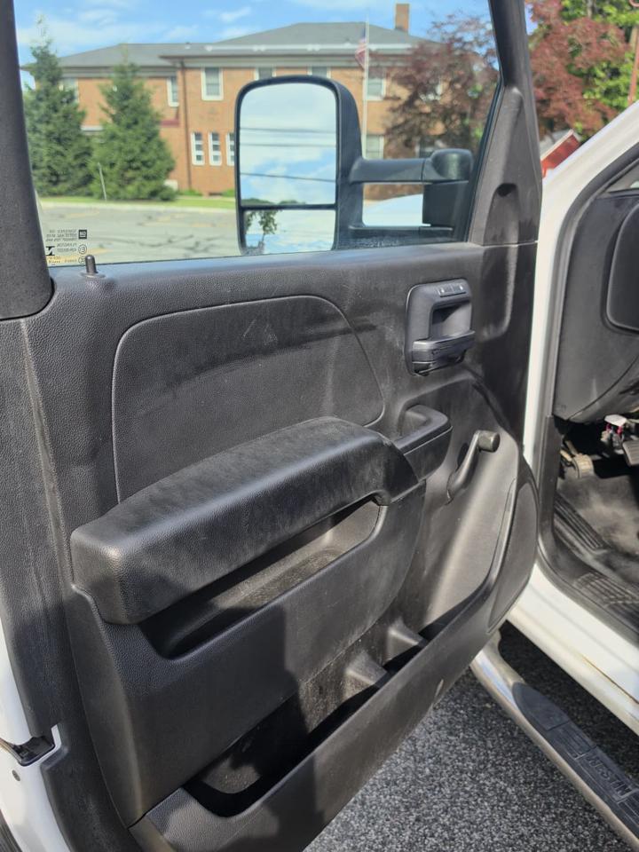 Chevrolet Silverado 3500HD 4WD Reg Cab 133" DRW Work Truck 2018