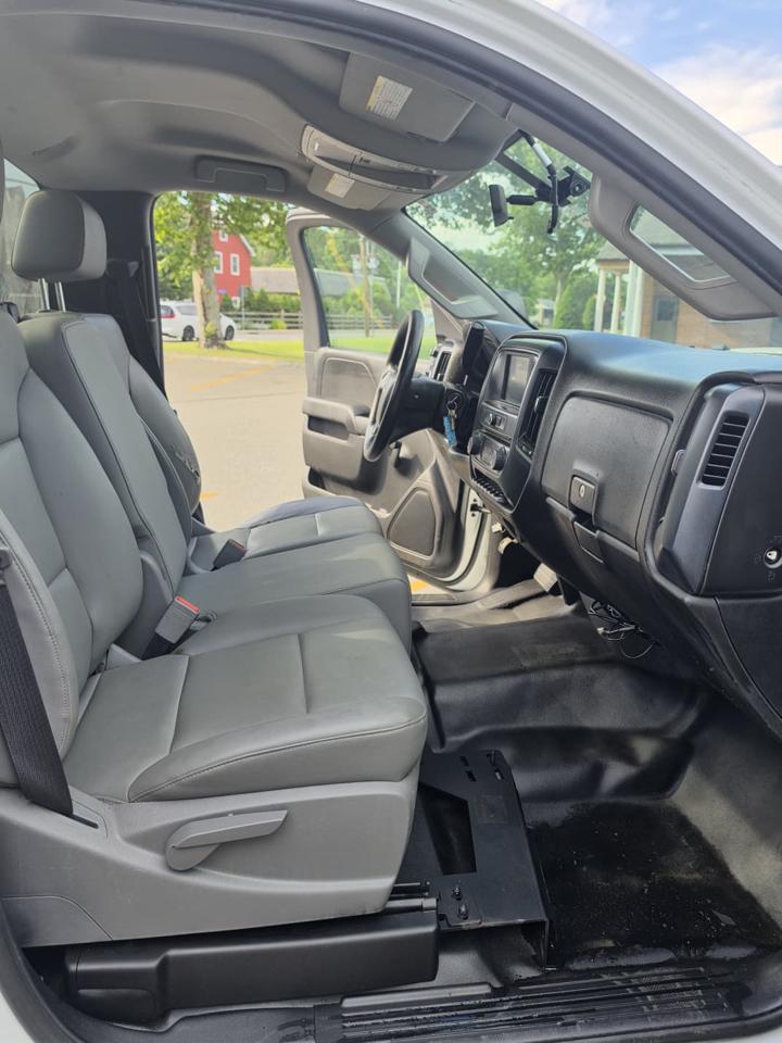 Chevrolet Silverado 3500HD 4WD Reg Cab 133" DRW Work Truck 2018