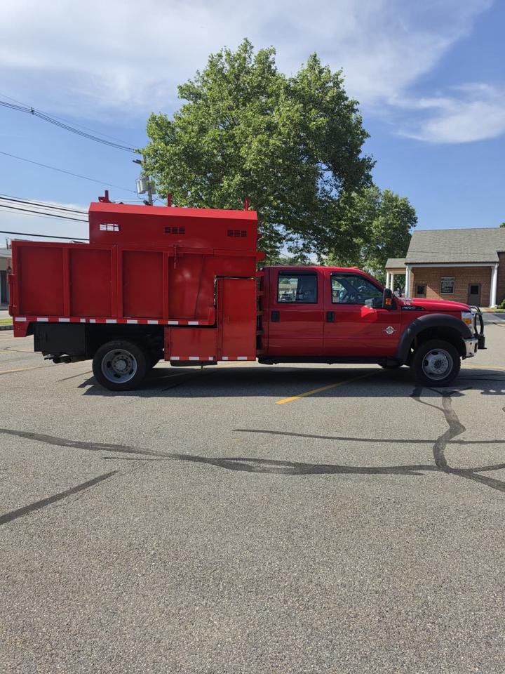 Ford F-550 Crew Cab DRW 4WD 2016