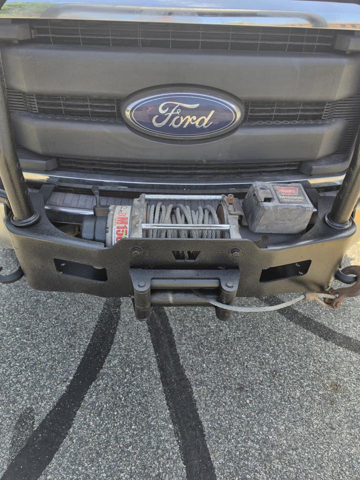 Ford F-550 Crew Cab DRW 4WD 2016