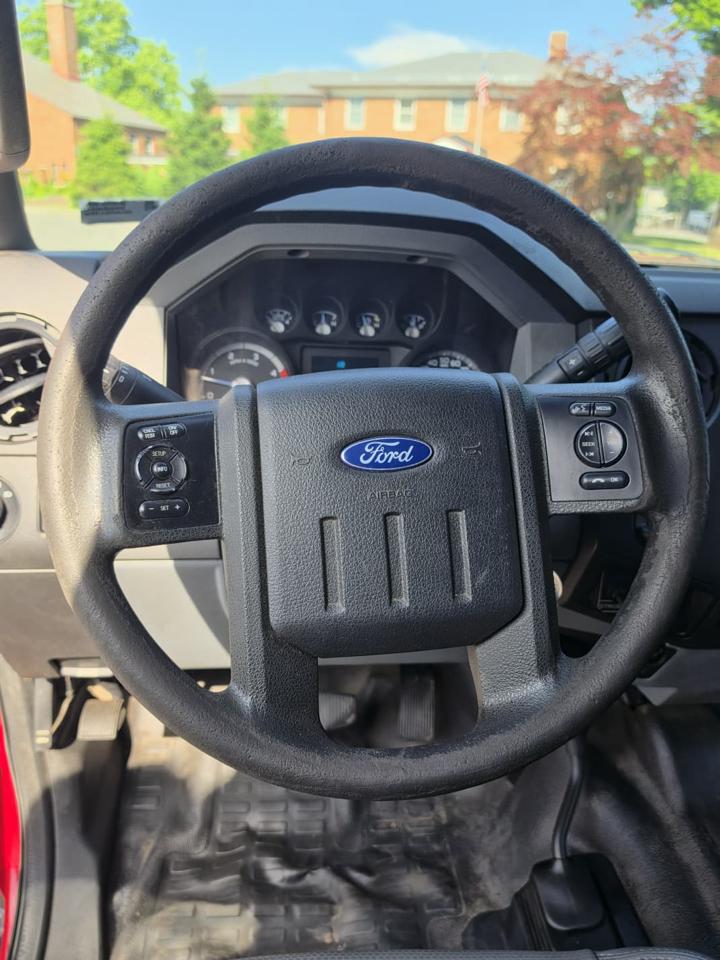 Ford F-550 Crew Cab DRW 4WD 2016