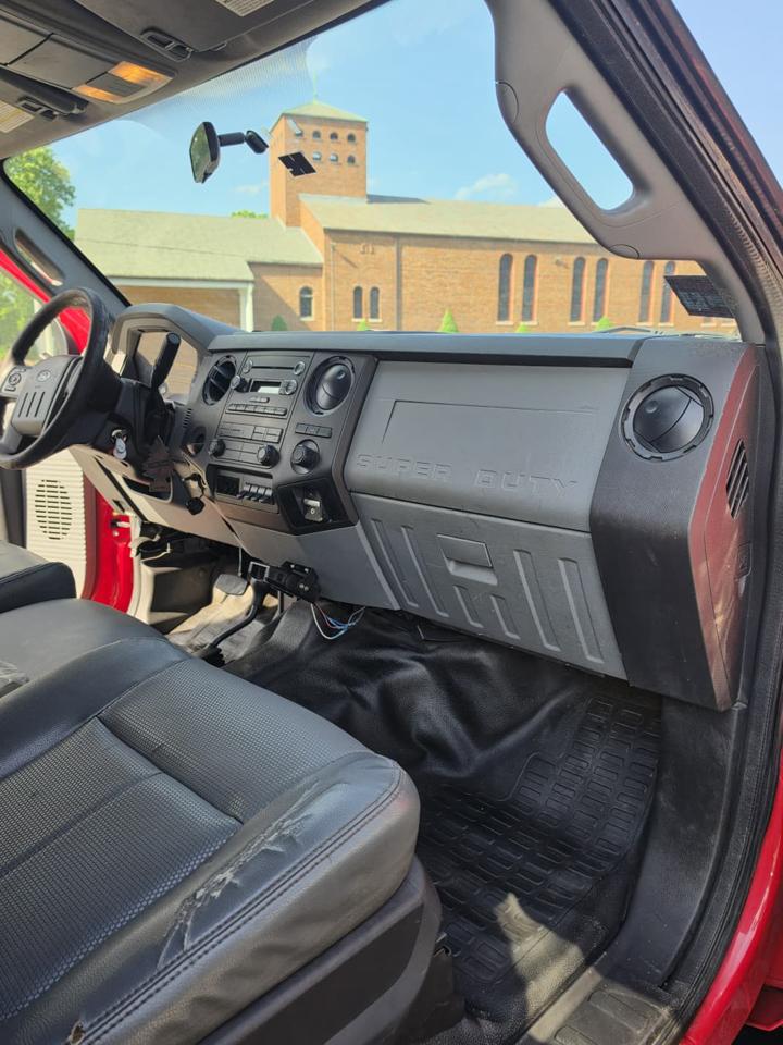 Ford F-550 Crew Cab DRW 4WD 2016
