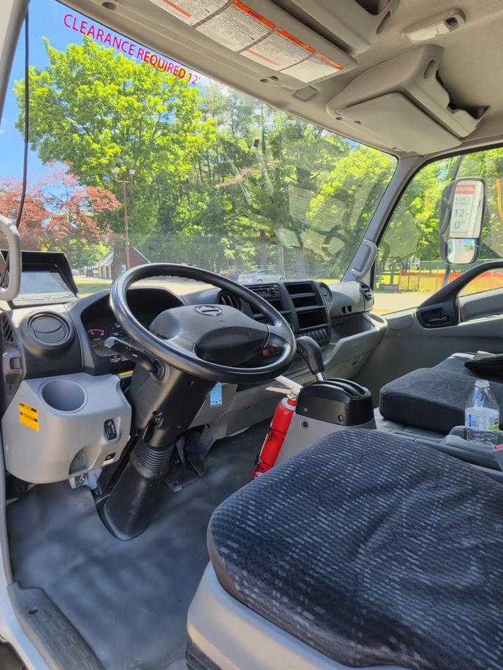 Hino 155  2019