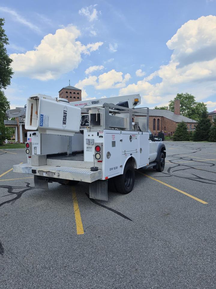 Ford F-450 SD Regular Cab DRW 2WD 2012