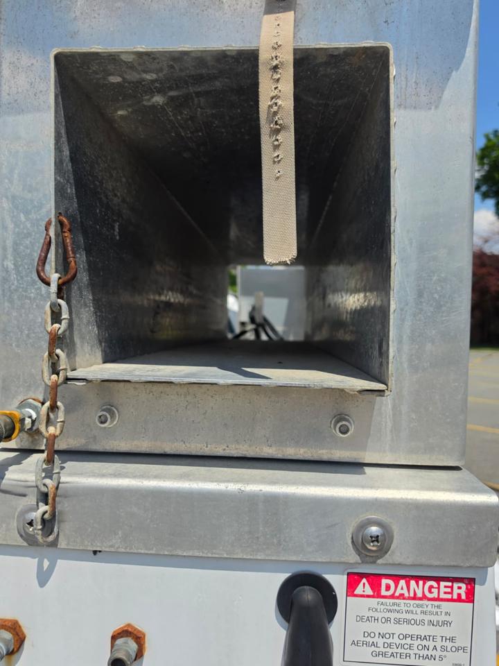 Ford F-450 SD Regular Cab DRW 2WD 2012