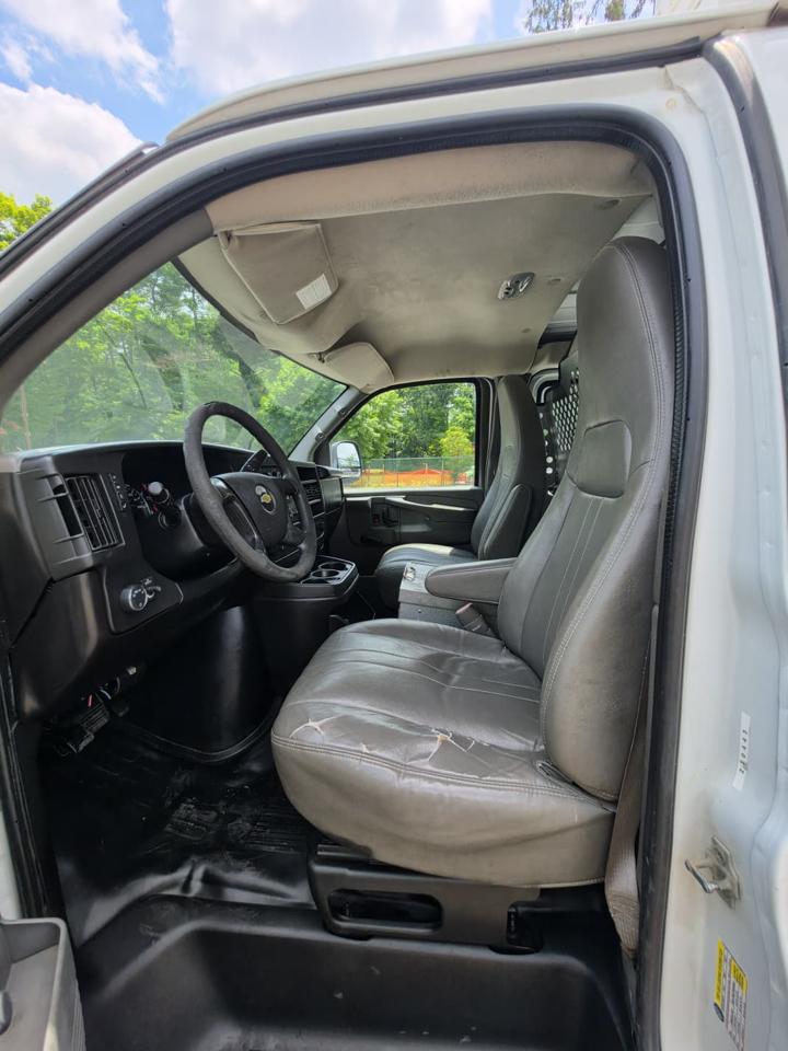 Chevrolet Express 2500 Cargo 2011