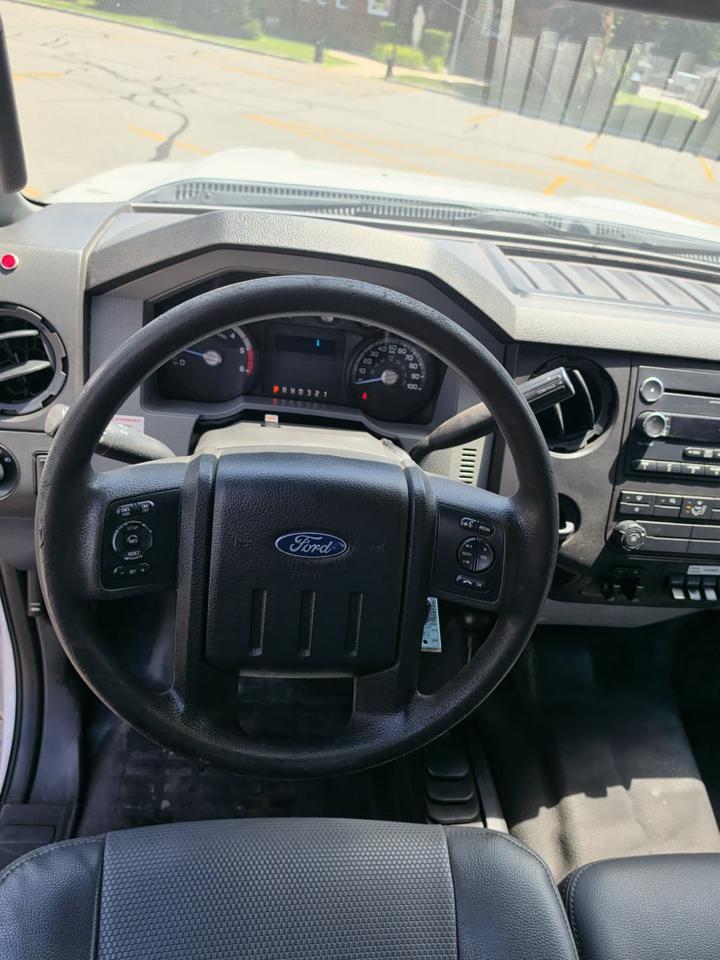 Ford F-550 SuperCab DRW 4WD 2016
