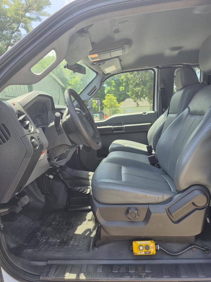 Ford F-550 SuperCab DRW 4WD 2016