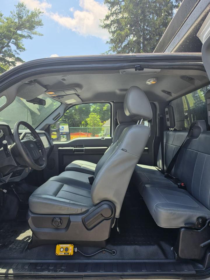 Ford F-550 SuperCab DRW 4WD 2016