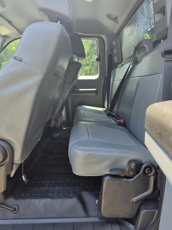 Ford F-550 SuperCab DRW 4WD 2016