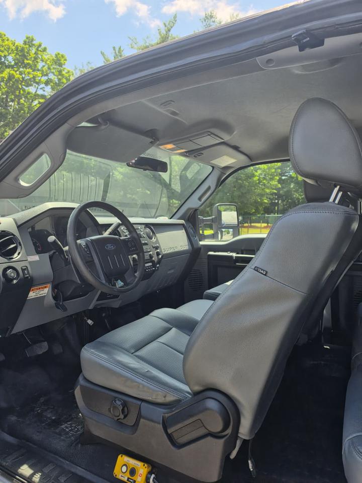 Ford F-550 SuperCab DRW 4WD 2016
