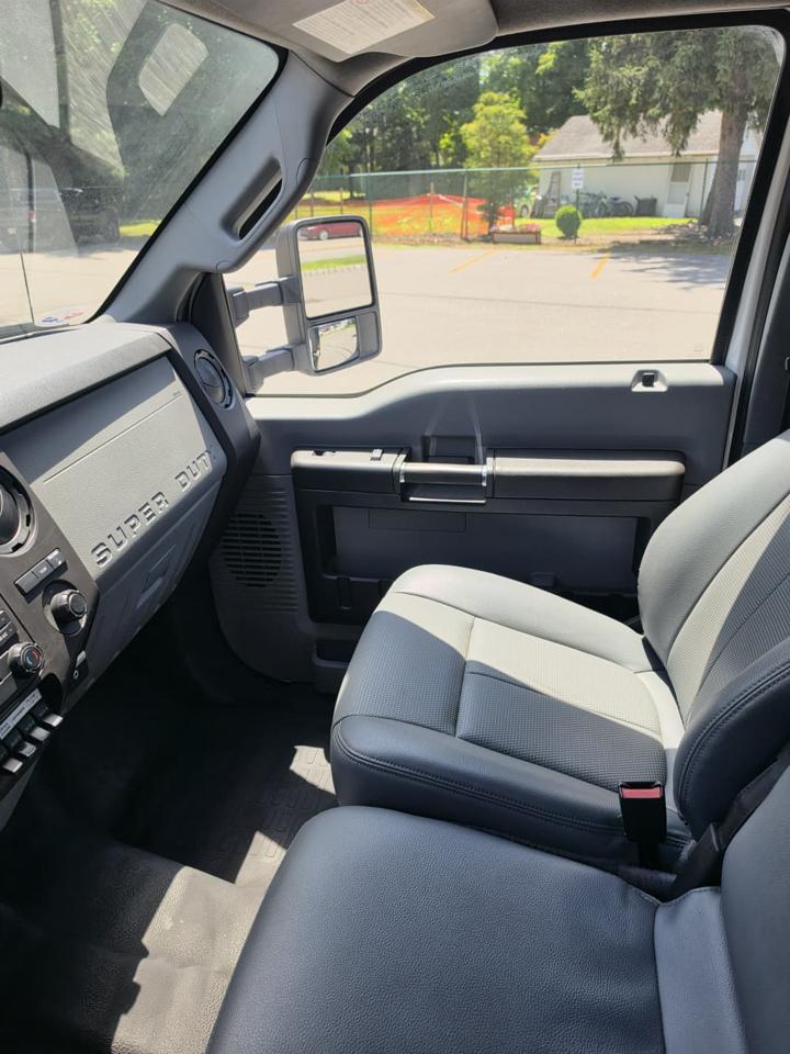 Ford F-550 SuperCab DRW 4WD 2016