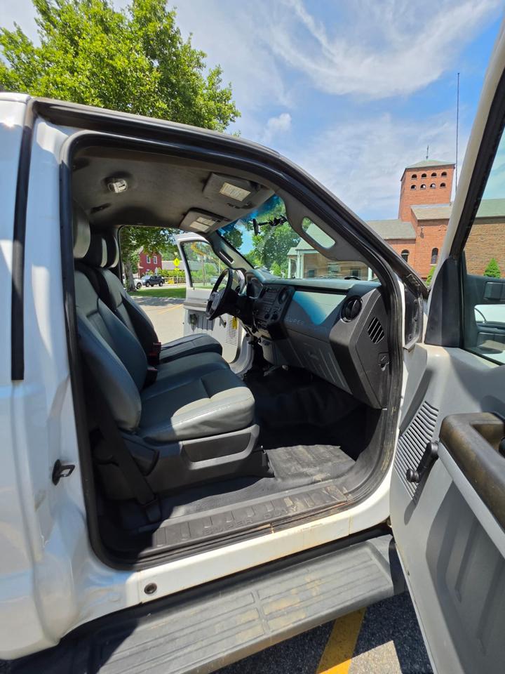 Ford F-450 SD Regular Cab DRW 2WD 2016