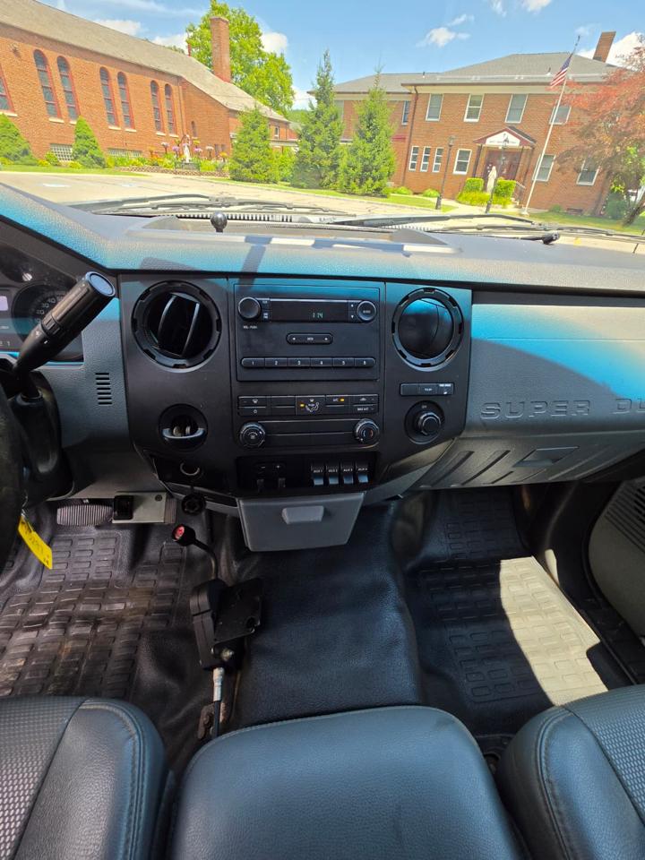 Ford F-450 SD Regular Cab DRW 2WD 2016