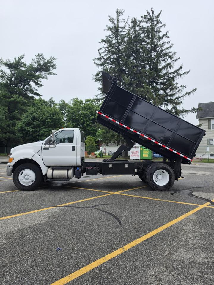 Ford F-750 Regular Cab 2WD DRW 2013