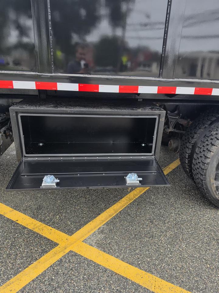 Ford F-750 Regular Cab 2WD DRW 2013