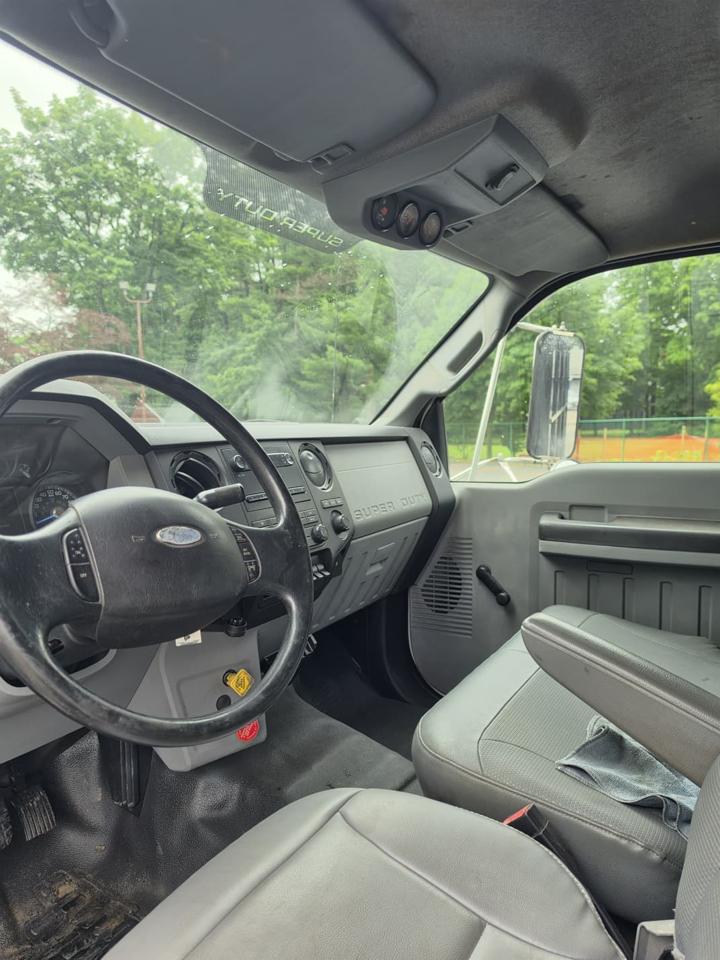 Ford F-750 Regular Cab 2WD DRW 2013
