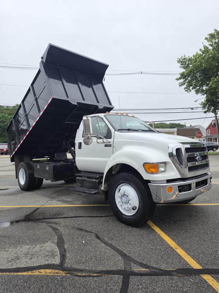 Ford F-750 Regular Cab 2WD DRW 2013