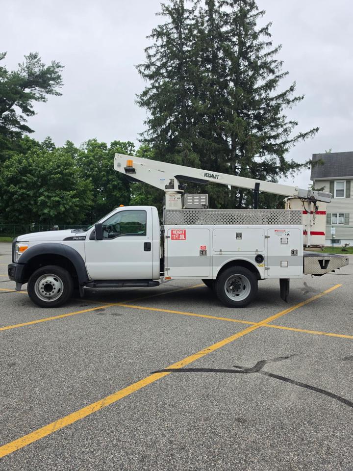 Ford F-450 SD Regular Cab DRW 2WD 2012