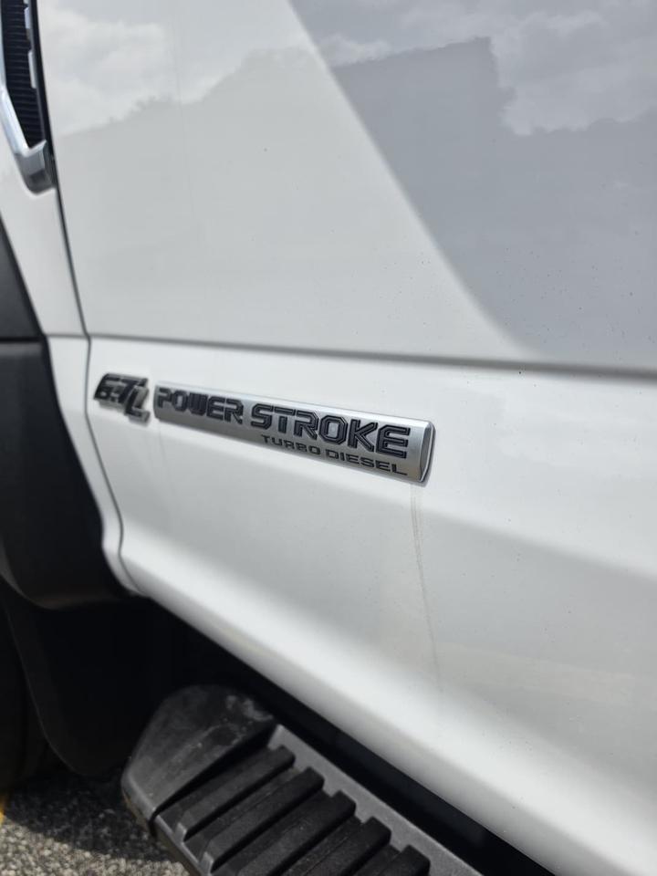 Ford F-550 Regular Cab DRW 4WD 2019