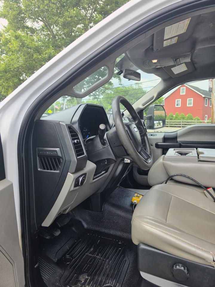 Ford F-550 Regular Cab DRW 4WD 2019