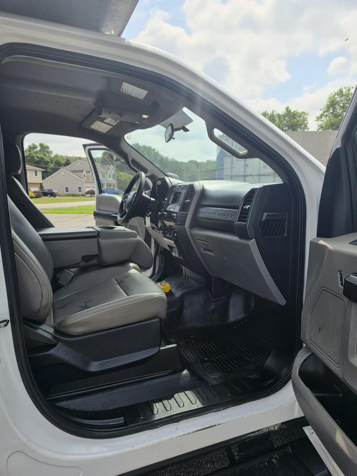Ford F-550 Regular Cab DRW 4WD 2019