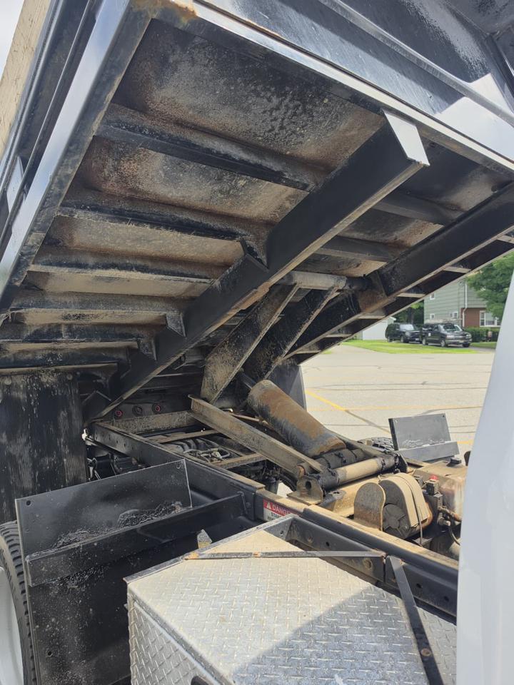 Ford F-550 Regular Cab DRW 4WD 2019