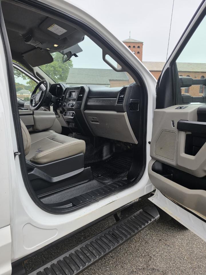 Ford F-550 Regular Cab DRW 4WD 2019