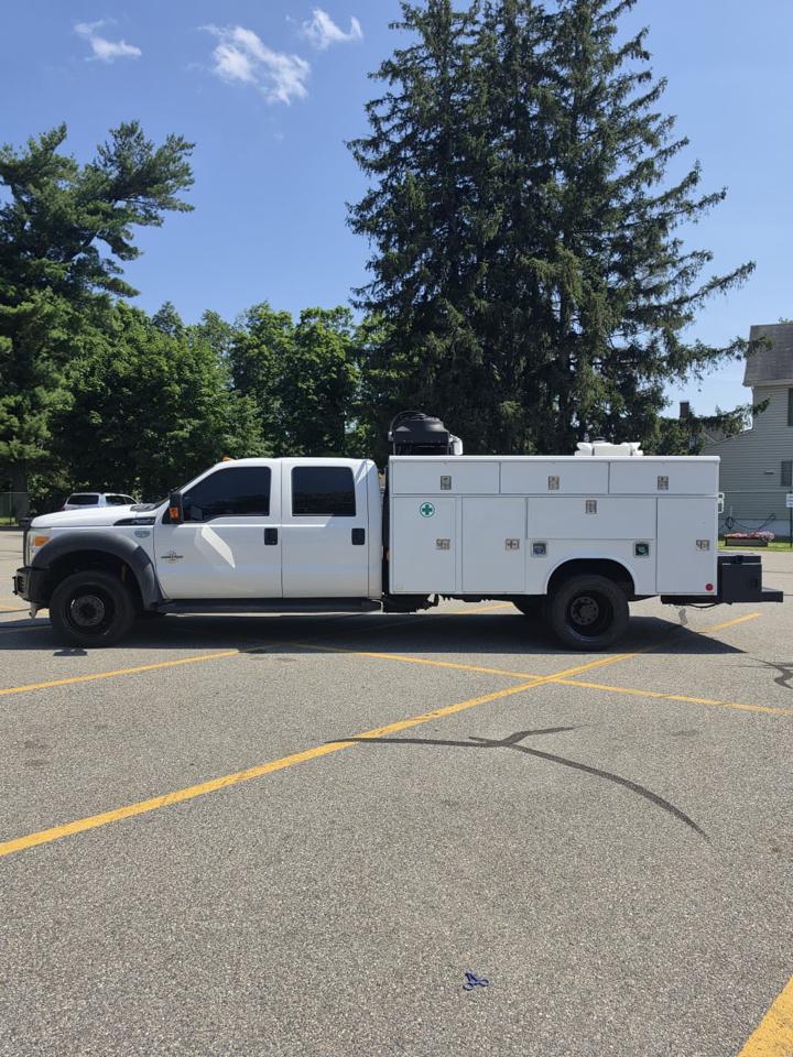 Ford F-550 Crew Cab DRW 2WD 2016