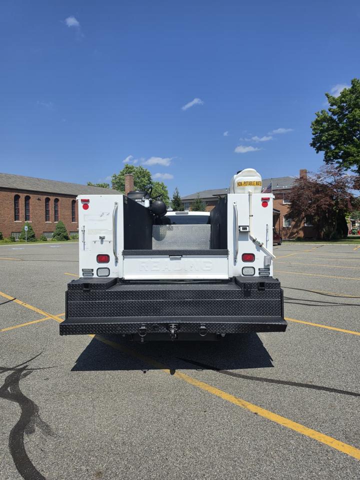 Ford F-550 Crew Cab DRW 2WD 2016